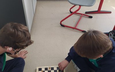 COMENZAMOS EL TORNEO DE AJEDREZ…